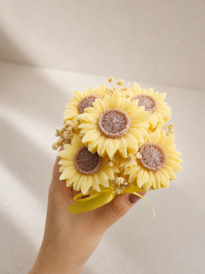 Sunflower Bouquet Candle- 7oz