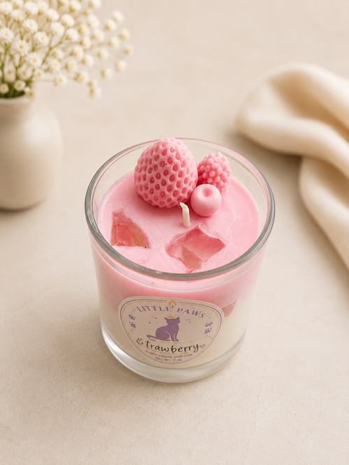 Strawberry Milk Candle - 7oz